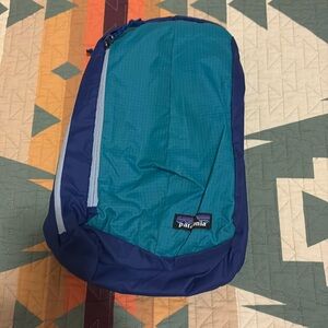 Patagonia Ultralight Black Hole Sling